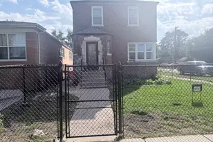 501 E 91st Pl, Chicago, IL 60619 - Photo 1