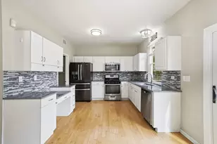 867 Rebecca Ln, Bolingbrook, IL 60440 - Photo 9