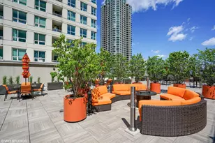 345 N La Salle Dr, Chicago, IL 60654 - Photo 21