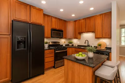 905 W Lawrence Avenue #1E, Chicago, IL 60640 - Photo 5