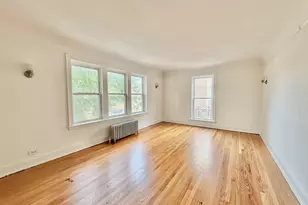 2809 W Lunt Ave, Chicago, IL 60645 - Photo 3