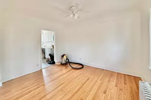 2809 W Lunt Ave, Chicago, IL 60645 - Photo 7