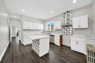 3849 S Albany Ave, Chicago, IL 60632 - Photo 3