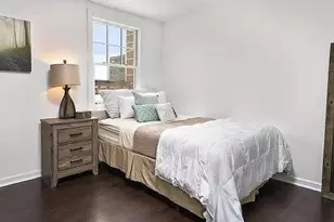 200 W Menomonee St, Chicago, IL 60614 - Photo 5