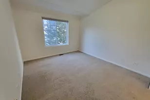604 Fox Ridge Dr, Fox Lake, IL 60020 - Photo 9