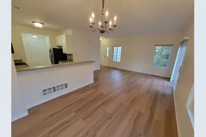 604 Fox Ridge Drive, Fox Lake, IL 60020 - Photo 5