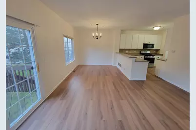 604 Fox Ridge Drive, Fox Lake, IL 60020 - Photo 3