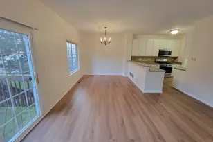 604 Fox Ridge Dr, Fox Lake, IL 60020 - Photo 3