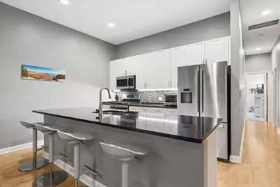 1005 W Buena Avenue #2E, Chicago, IL 60613 - Photo 3
