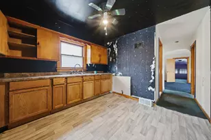 3422 W 60th St, Chicago, IL 60629 - Photo 17