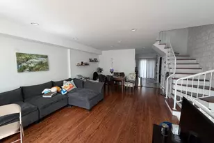 933 S Oakley Blvd, Chicago, IL 60612 - Photo 1