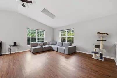 1379 Cary Road, Algonquin, IL 60102 - Photo 7
