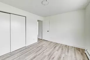 7250 N Western Ave, Chicago, IL 60645 - Photo 11