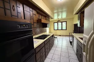 58 E 164th St, South Holland, IL 60473 - Photo 5