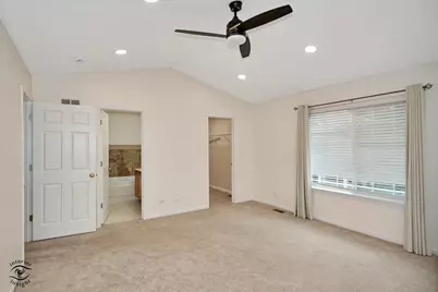 2028 Cypress Court, Glendale Heights, IL 60139 - Photo 15