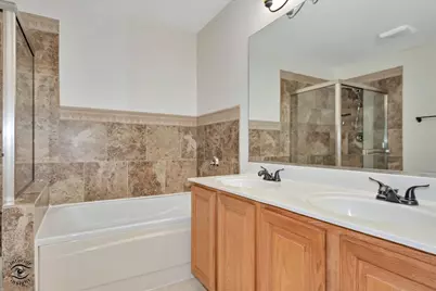 2028 Cypress Court, Glendale Heights, IL 60139 - Photo 17