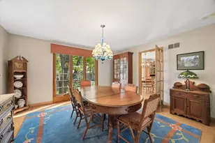 24 Tartan Lakes Ct, Westmont, IL 60559 - Photo 9