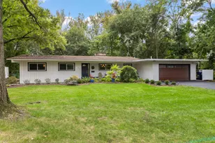 60 Golden Larch Ct, Naperville, IL 60540 - Photo 1