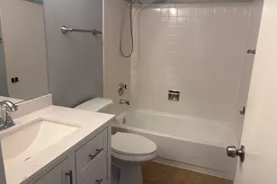633 Mallard Ct, Bartlett, IL 60103 - Photo 7