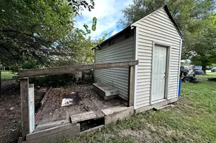 1702 Guion St, Ottawa, IL 61350 - Photo 11