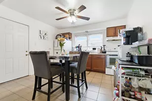 15018 Dorchester Ave, Dolton, IL 60419 - Photo 7