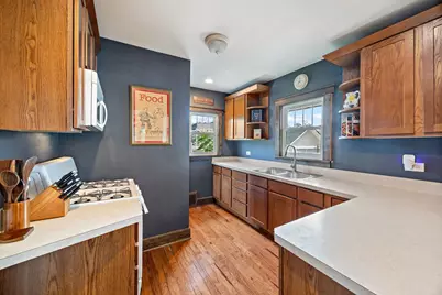 315 S Myrtle Avenue, Villa Park, IL 60181 - Photo 9