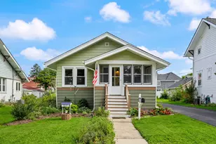 315 S Myrtle Ave, Villa Park, IL 60181 - Photo 1
