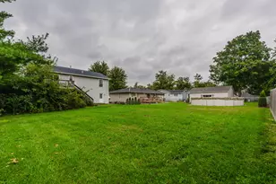 107 Lake St, Washington, IL 61571 - Photo 29