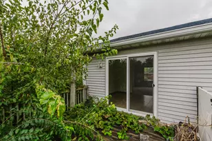 107 Lake St, Washington, IL 61571 - Photo 25