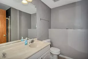 16006 Golf View Dr, Lockport, IL 60441 - Photo 29