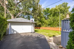 198 W Quincy St, Riverside, IL 60546 - Photo 29