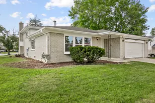 326 S Minerva Ave, Glenwood, IL 60425 - Photo 1