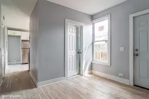 2818 N Drake Ave, Chicago, IL 60618 - Photo 15