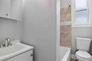 2818 N Drake Ave, Chicago, IL 60618 - Photo 9