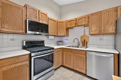 397 Meadowview Lane, Aurora, IL 60502 - Photo 11