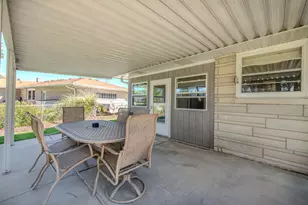 405 Bevan Dr E, Joliet, IL 60435 - Photo 9