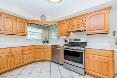405 Bevan Drive E, Joliet, IL 60435 - Photo 19