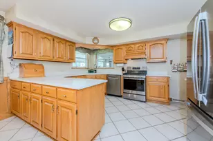 405 Bevan Dr E, Joliet, IL 60435 - Photo 17