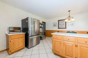 405 Bevan Dr E, Joliet, IL 60435 - Photo 21