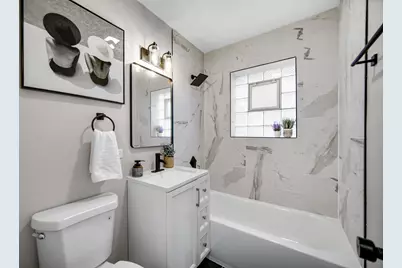 9746 S Dobson Avenue, Chicago, IL 60628 - Photo 11