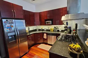 1454 W Blackhawk St, Chicago, IL 60642 - Photo 3