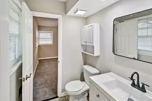 16927 Langley Ave, South Holland, IL 60473 - Photo 7