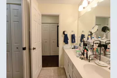 230 Carlisle Avenue, Westmont, IL 60559 - Photo 23