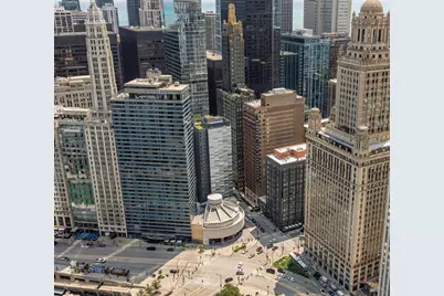 300 N State Street #2204, Chicago, IL 60654 - Photo 3
