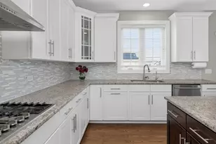 18 N Acacia Dr, Hawthorn Woods, IL 60047 - Photo 11
