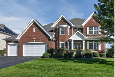 18 N Acacia Drive, Hawthorn Woods, IL 60047 - Photo 1