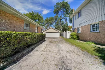 6508 103rd Street, Chicago Ridge, IL 60415 - Photo 3