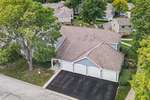 309 Maplewood Ct, Schaumburg, IL 60193 - Photo 35