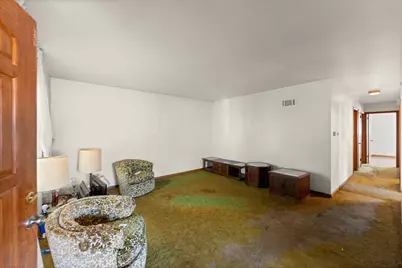 630 De Angelis Court, Chicago Heights, IL 60411 - Photo 5