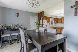4231 W 118th Pl, Alsip, IL 60803 - Photo 5